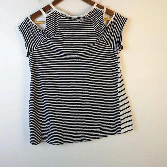 Crown & Ivy Striped Cold Shoulder Tee Shirt - PM - Picture 4 of 4